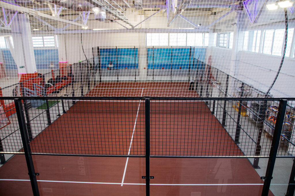 Малибу Сургут — падел-клуб