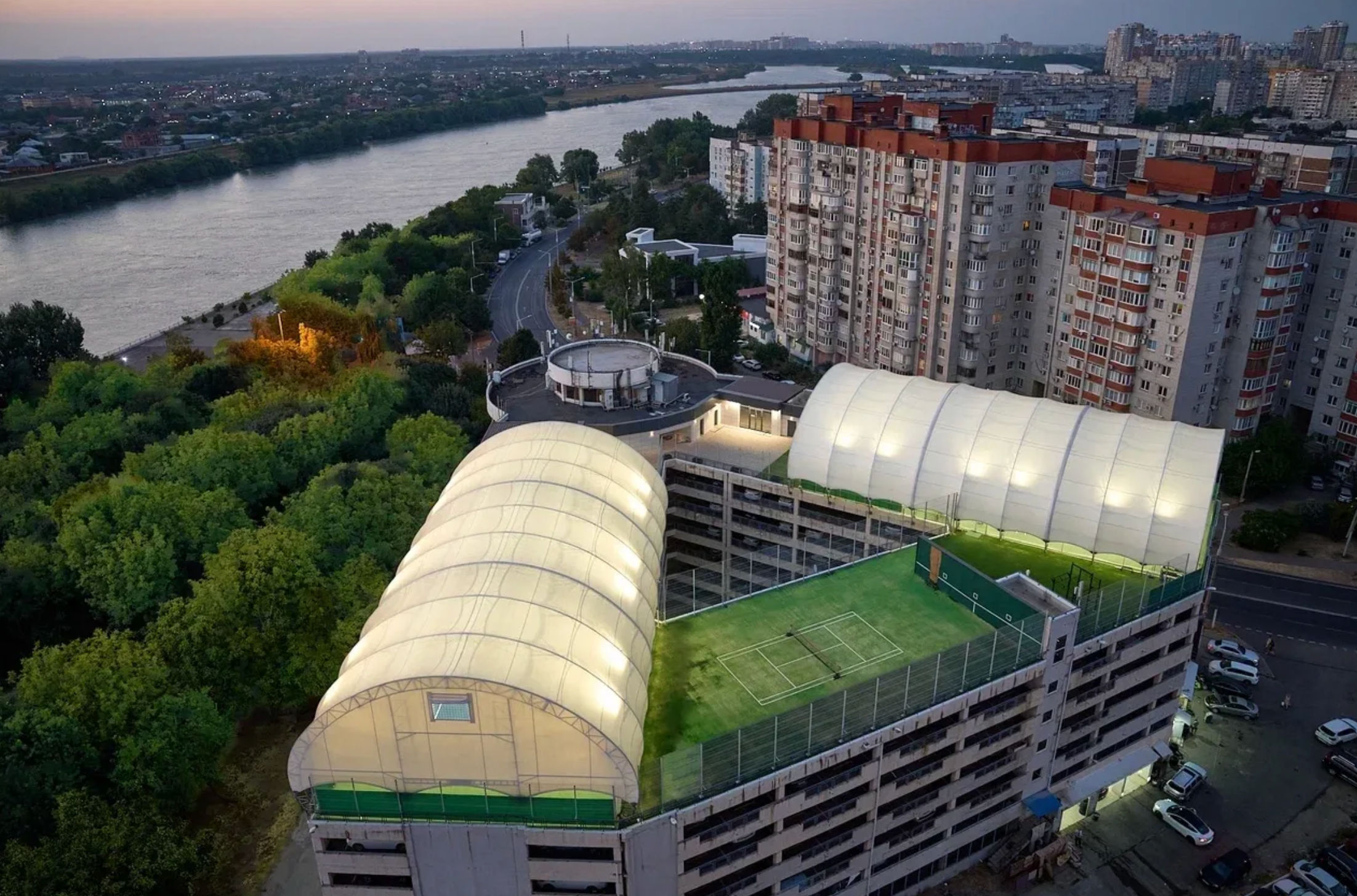 На высоте — падел-клуб