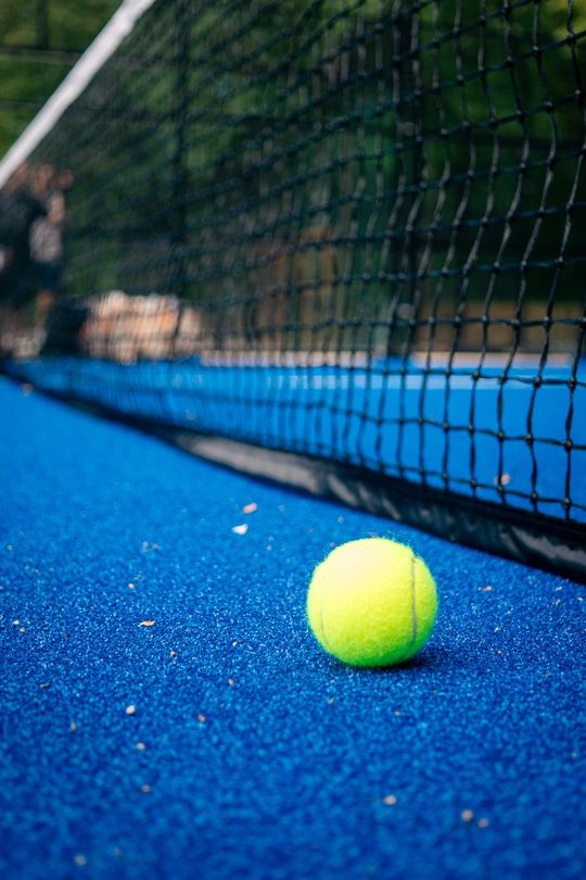 Теннисный клуб в парке Кирова — падел-клуб